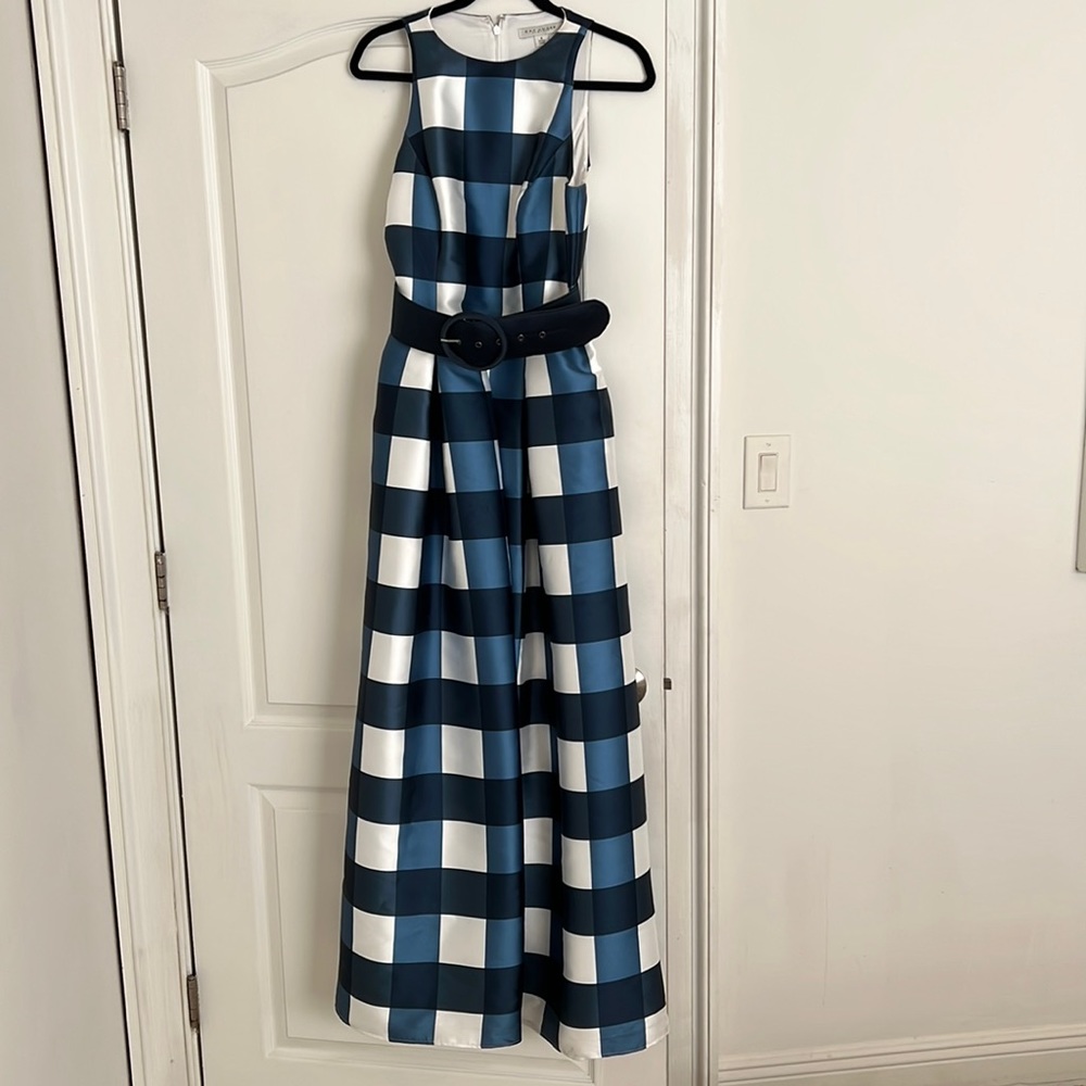 Size 6 Kay Unger Ball Gown